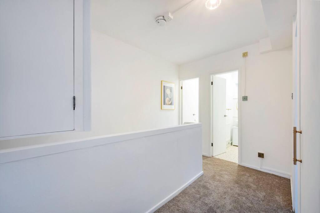 Appartamento Beautiful 3-bed House-the Centre *